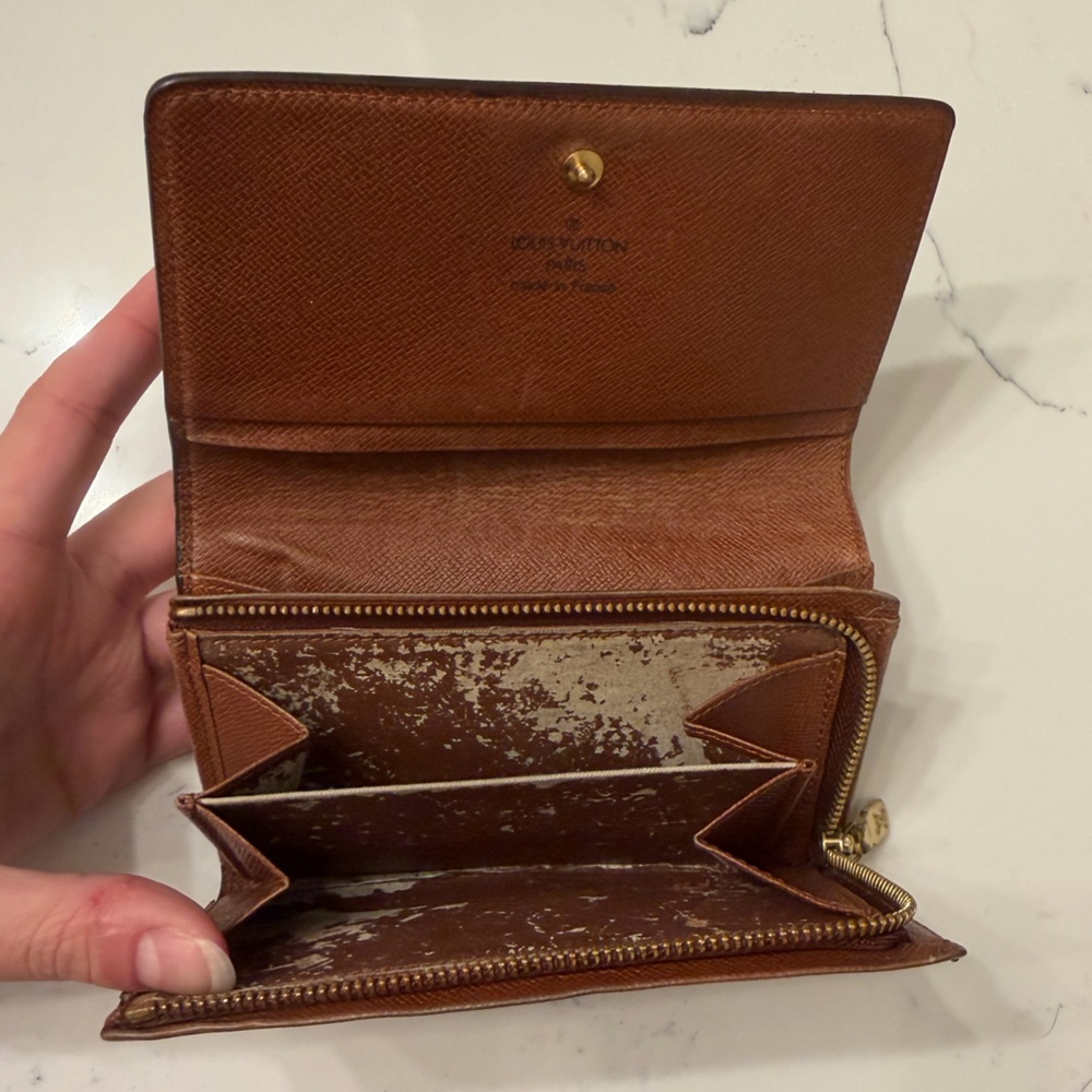 Louis Vuitton LV Brown Monogram Snap Wallet - Picture 8 of 13